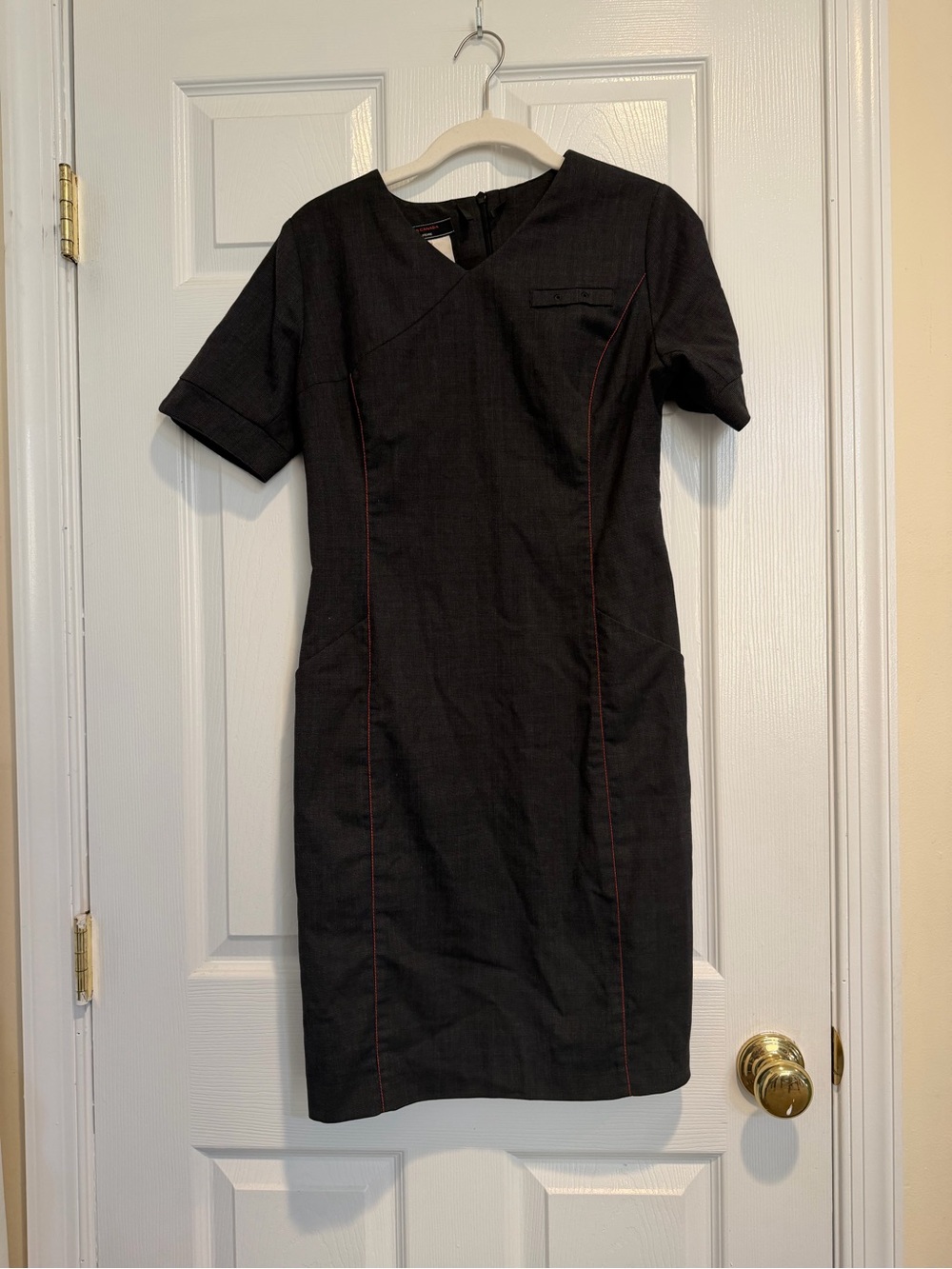 Air Canada Black Short-Sleeve Midi Sheath Dress with Subtle Contrast Stitching